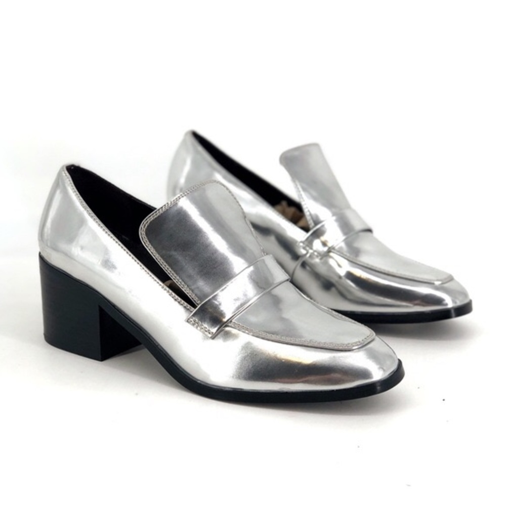 Kensie Silver Holland Loafer